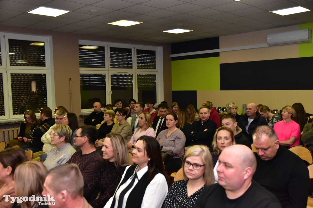 Uczniowie LO z klasy mundurowej złożyli uroczyste ślubowanie