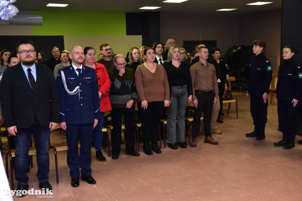 Uczniowie LO z klasy mundurowej złożyli uroczyste ślubowanie