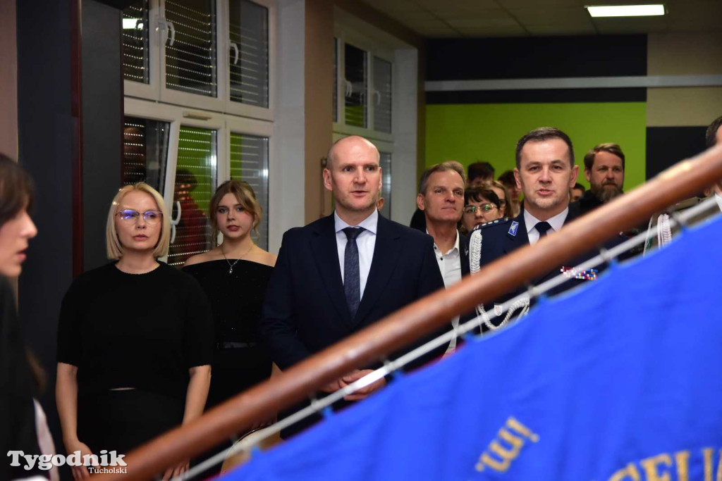 Uczniowie LO z klasy mundurowej złożyli uroczyste ślubowanie