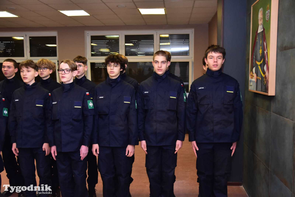 Uczniowie LO z klasy mundurowej złożyli uroczyste ślubowanie