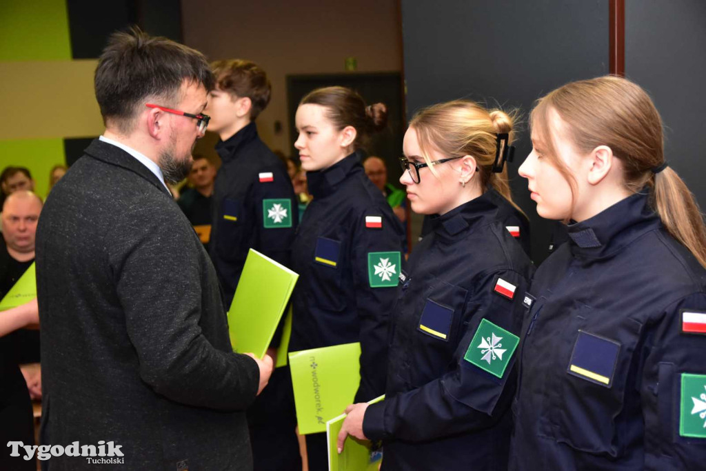 Uczniowie LO z klasy mundurowej złożyli uroczyste ślubowanie