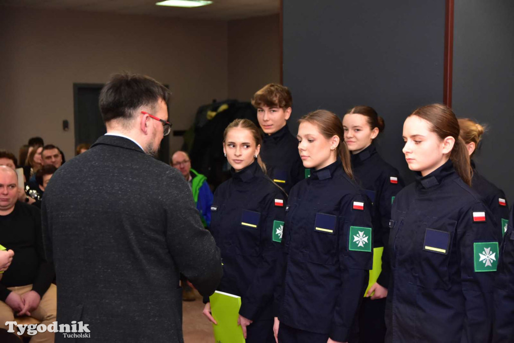 Uczniowie LO z klasy mundurowej złożyli uroczyste ślubowanie