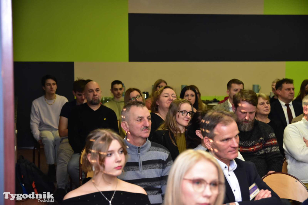 Uczniowie LO z klasy mundurowej złożyli uroczyste ślubowanie