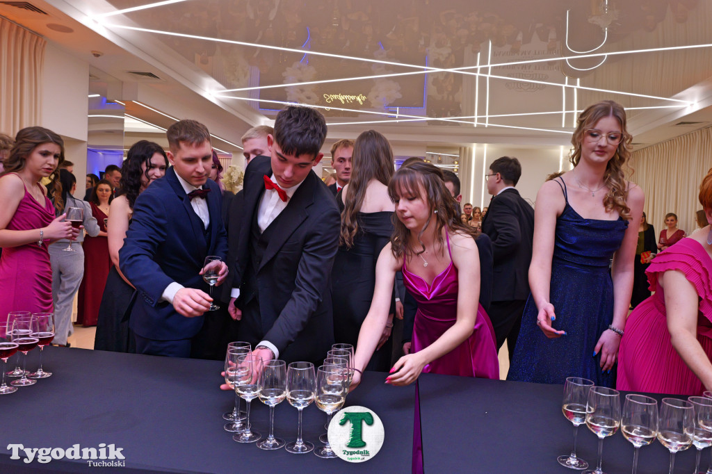 Studniówka ZSLiA cz. 1 - OTWARCIE, POLONEZ, PIERWSZY TANIEC