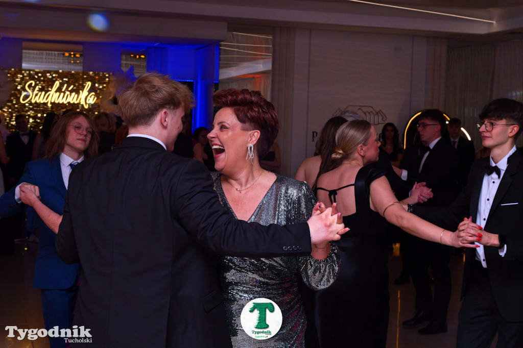 Studniówka ZSLiA cz. 1 - OTWARCIE, POLONEZ, PIERWSZY TANIEC