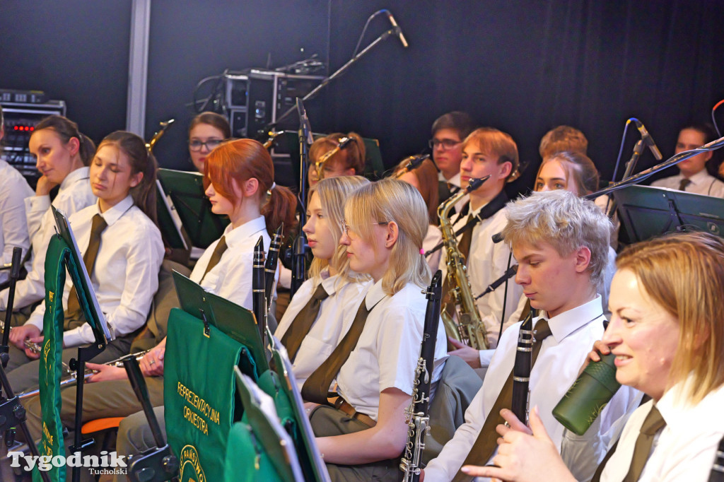 Orkiestra Reprezentacyjna LP na karnawał w Tucholi