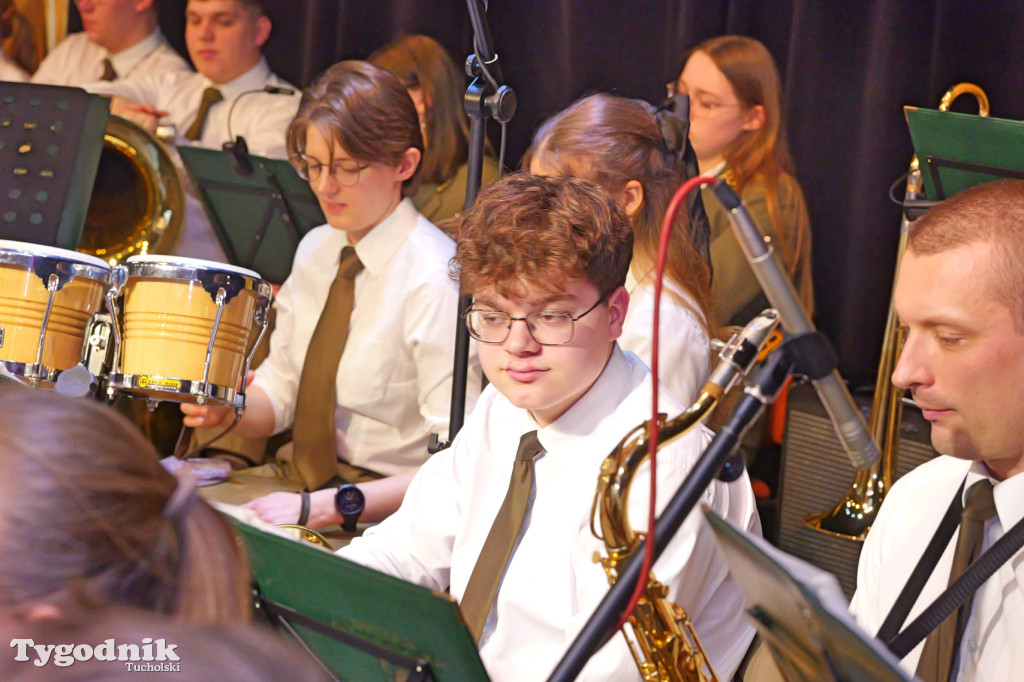 Orkiestra Reprezentacyjna LP na karnawał w Tucholi