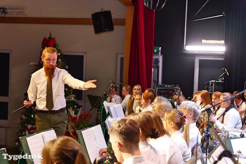 Orkiestra Reprezentacyjna LP na karnawał w Tucholi