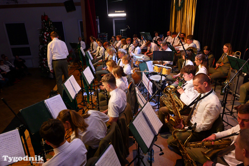 Orkiestra Reprezentacyjna LP na karnawał w Tucholi