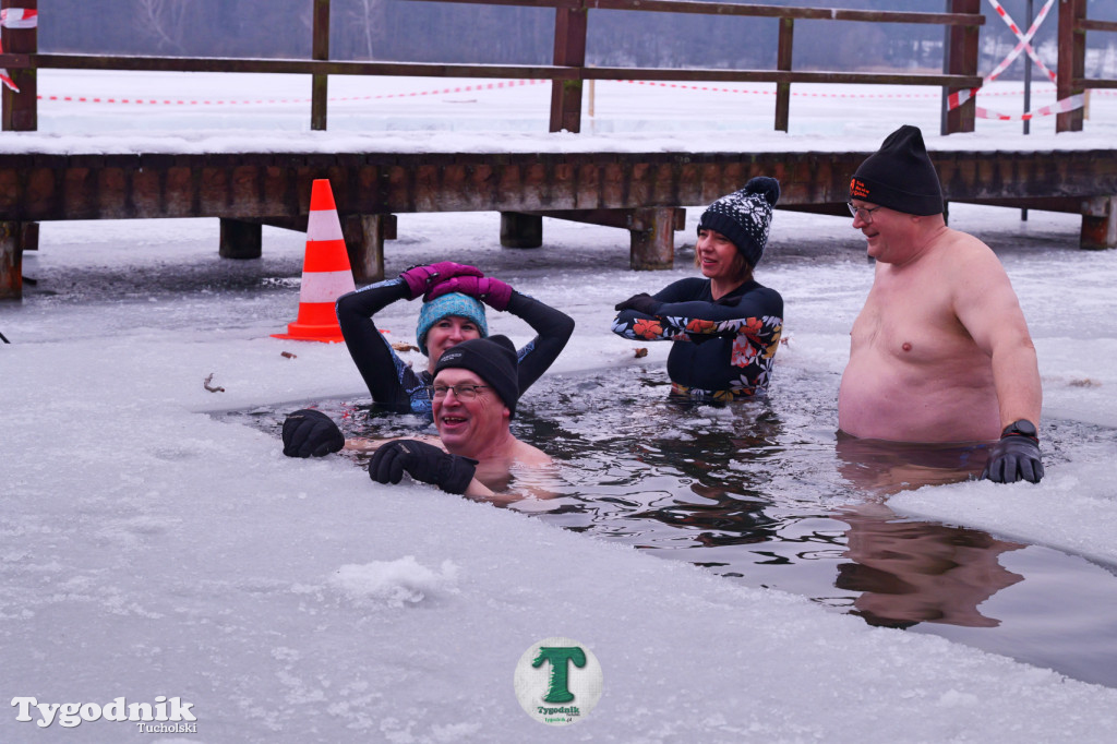 Finał WOŚP na Średniaku. Pod lodem i na lodzie