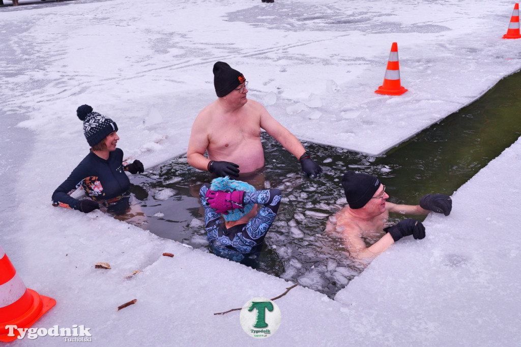 Finał WOŚP na Średniaku. Pod lodem i na lodzie