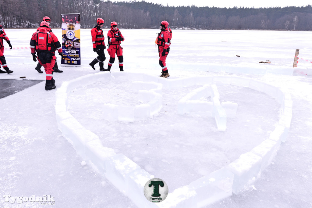 Finał WOŚP na Średniaku. Pod lodem i na lodzie