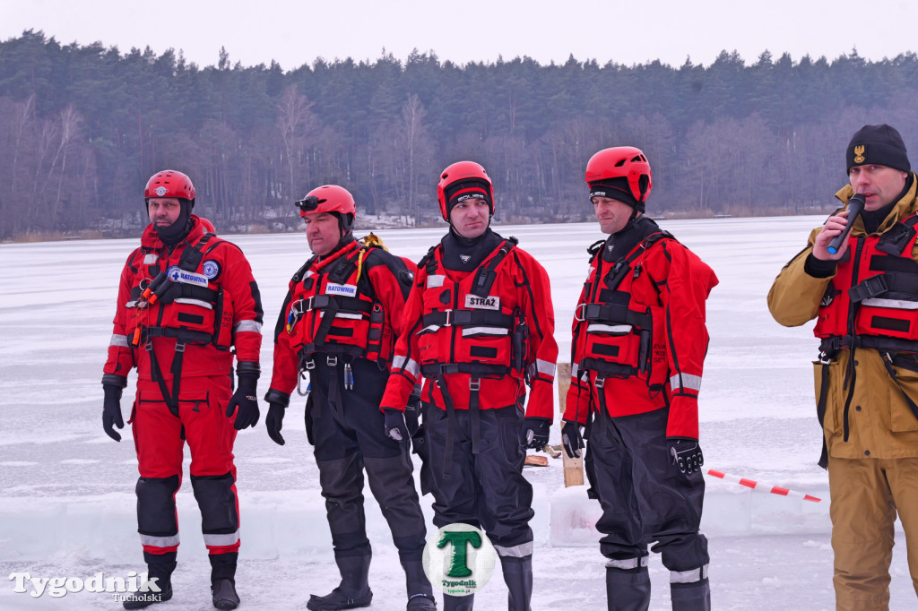 Finał WOŚP na Średniaku. Pod lodem i na lodzie
