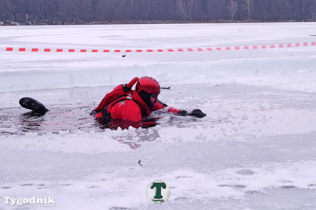 Finał WOŚP na Średniaku. Pod lodem i na lodzie