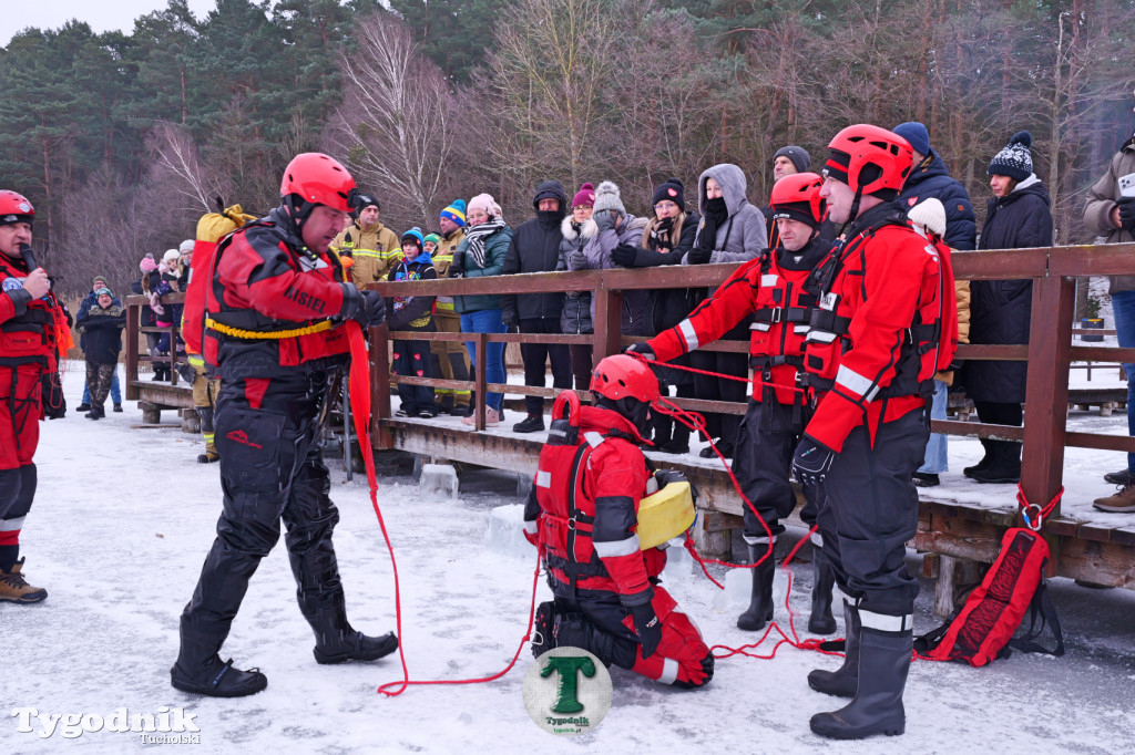 Finał WOŚP na Średniaku. Pod lodem i na lodzie