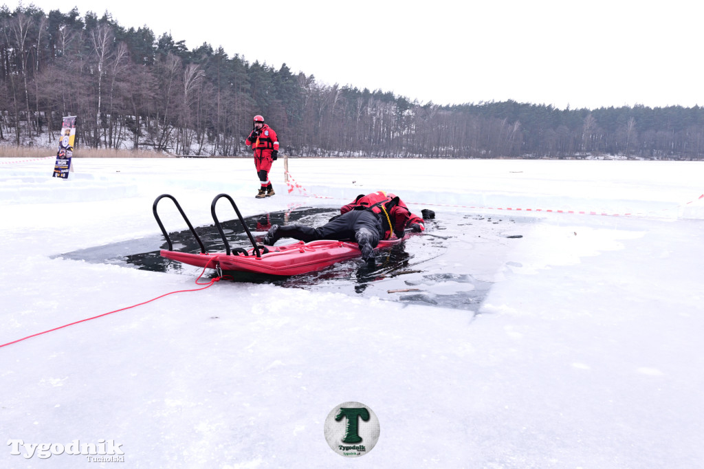 Finał WOŚP na Średniaku. Pod lodem i na lodzie