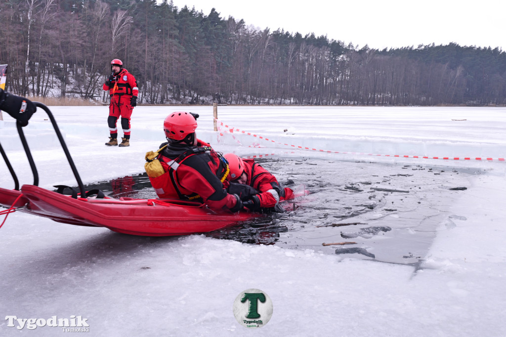 Finał WOŚP na Średniaku. Pod lodem i na lodzie