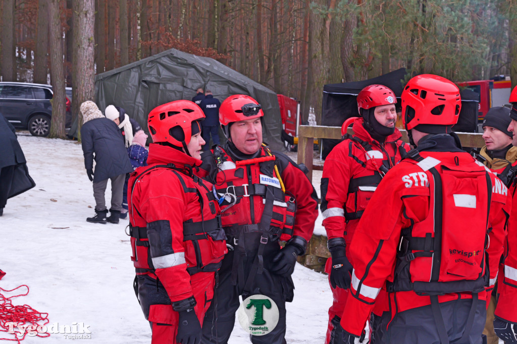 Finał WOŚP na Średniaku. Pod lodem i na lodzie