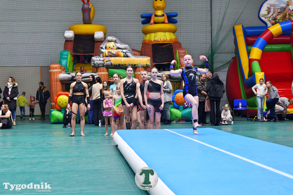 Finał WOŚP w Tucholi. Wolontariusze na ulicach, impreza w OSiR-ze