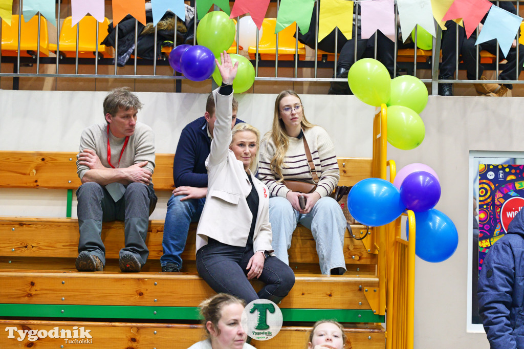 Finał WOŚP w Tucholi. Wolontariusze na ulicach, impreza w OSiR-ze