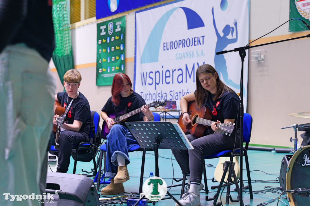 Finał WOŚP w Tucholi. Wolontariusze na ulicach, impreza w OSiR-ze