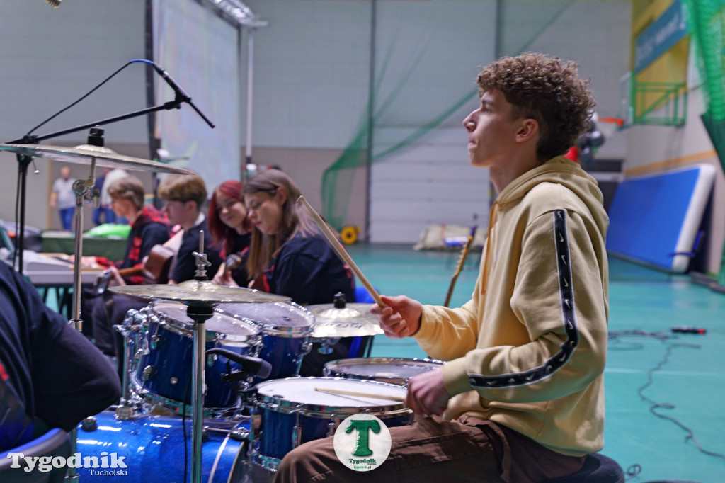 Finał WOŚP w Tucholi. Wolontariusze na ulicach, impreza w OSiR-ze