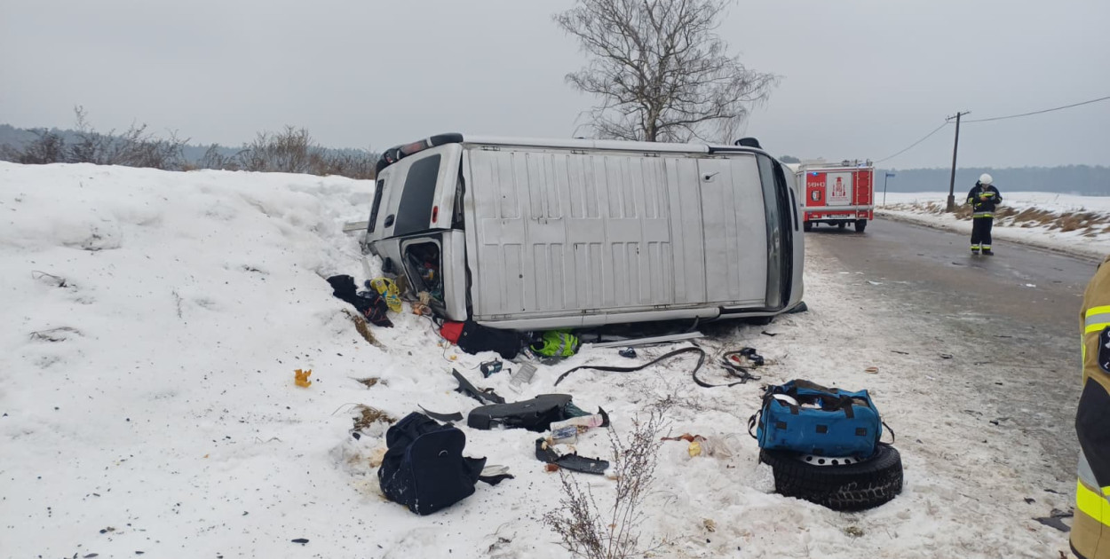 Poważny wypadek na wyjeździe ze Śliwic w kierunku Czerska