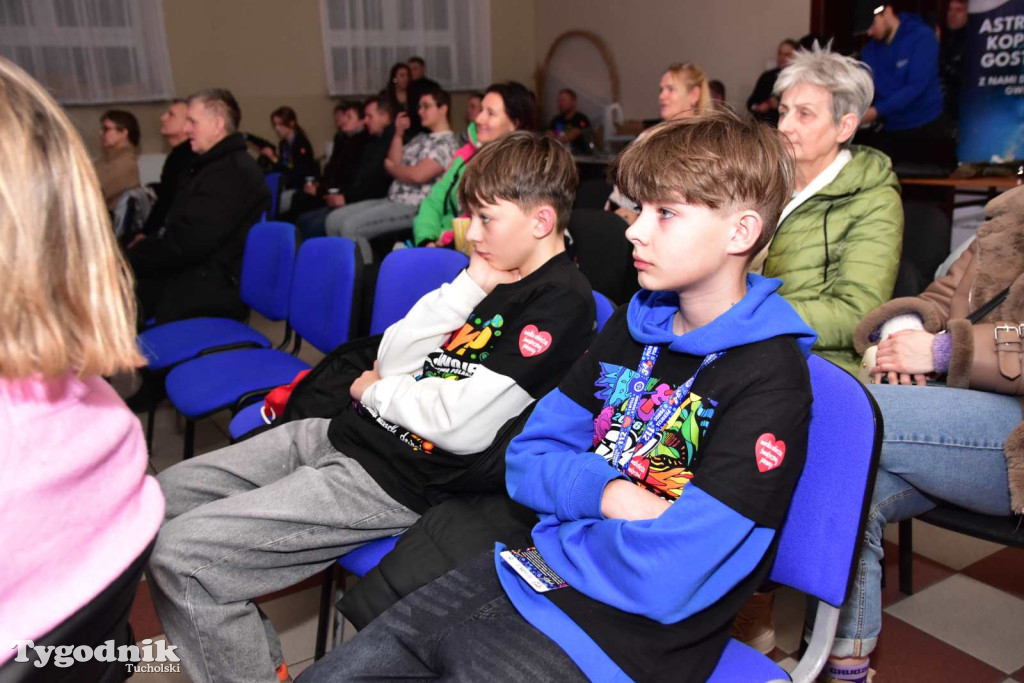 WOŚP Gostycyn: Występy, licytacje i światełko do nieba