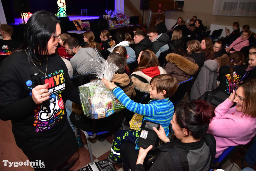 WOŚP Gostycyn: Występy, licytacje i światełko do nieba