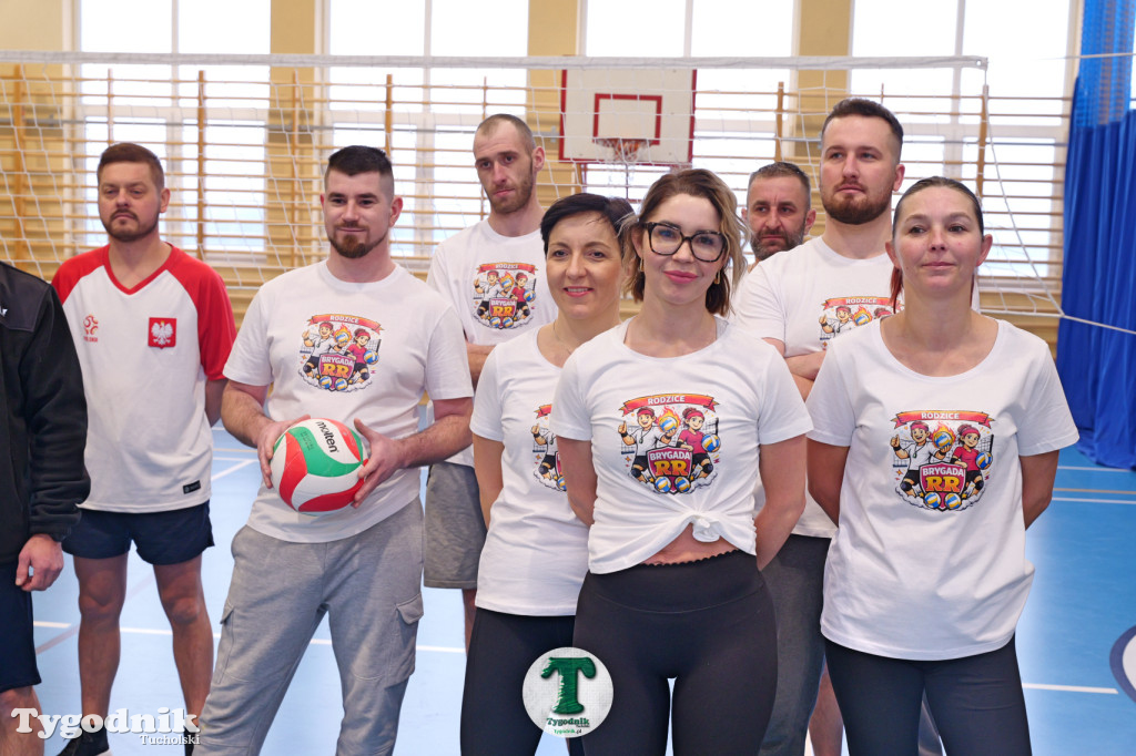 Siatkówka w SP Żalno na WOŚP