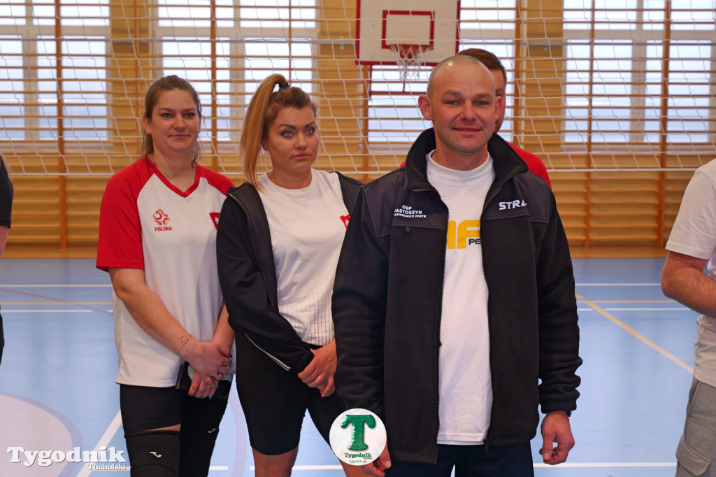 Siatkówka w SP Żalno na WOŚP