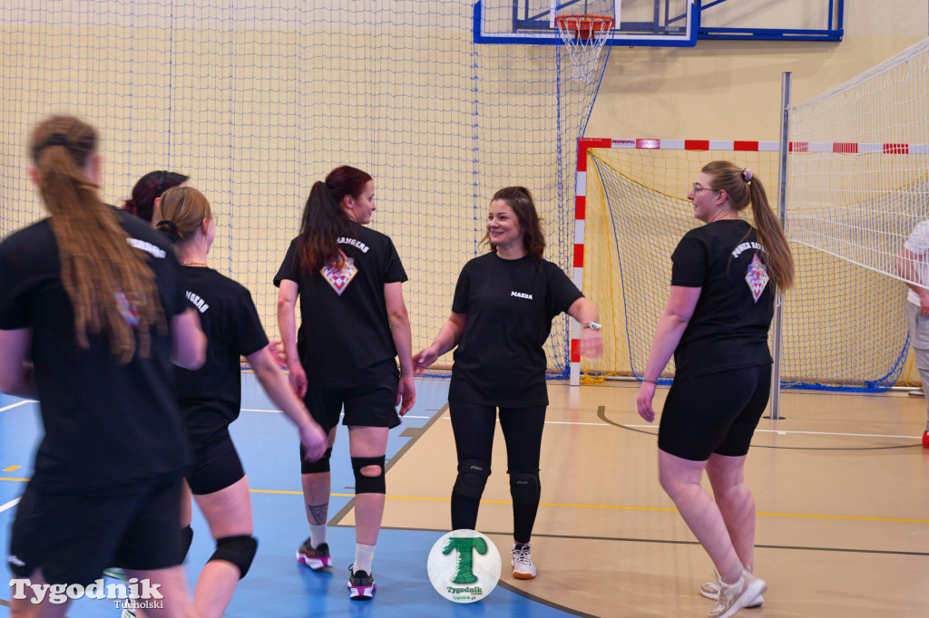 Siatkówka w SP Żalno na WOŚP
