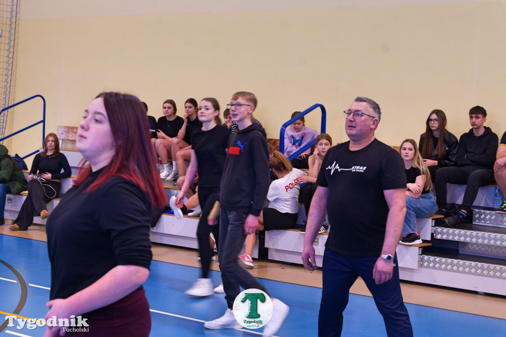 Siatkówka w SP Żalno na WOŚP