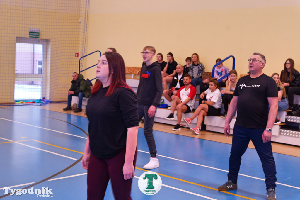 Siatkówka w SP Żalno na WOŚP