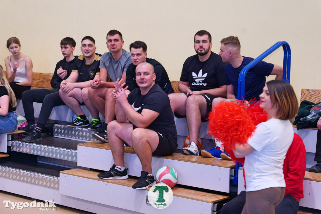 Siatkówka w SP Żalno na WOŚP