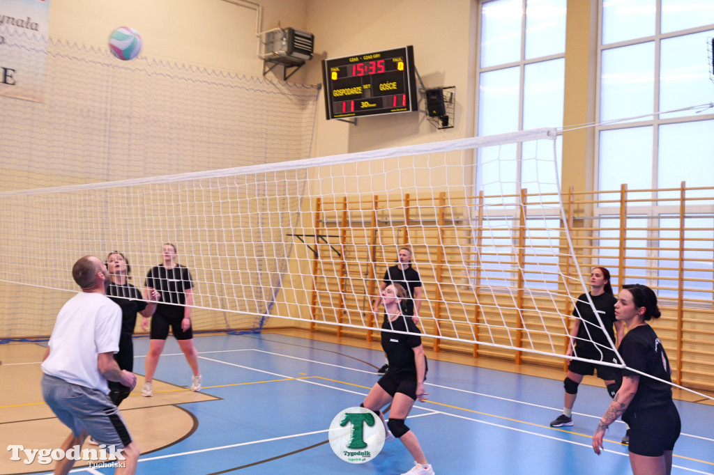 Siatkówka w SP Żalno na WOŚP