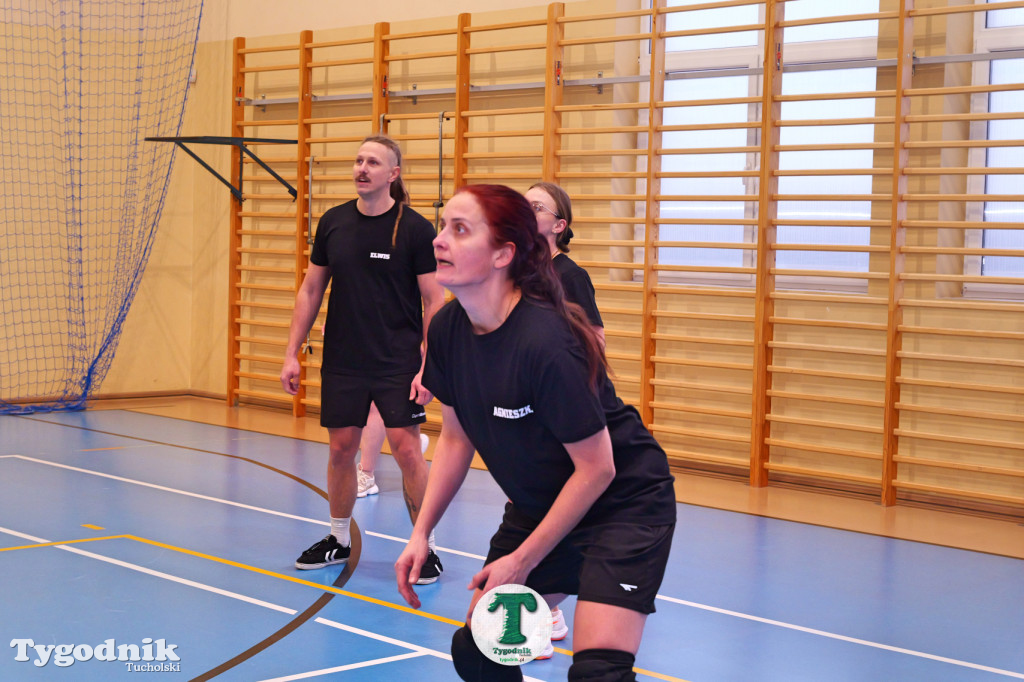 Siatkówka w SP Żalno na WOŚP