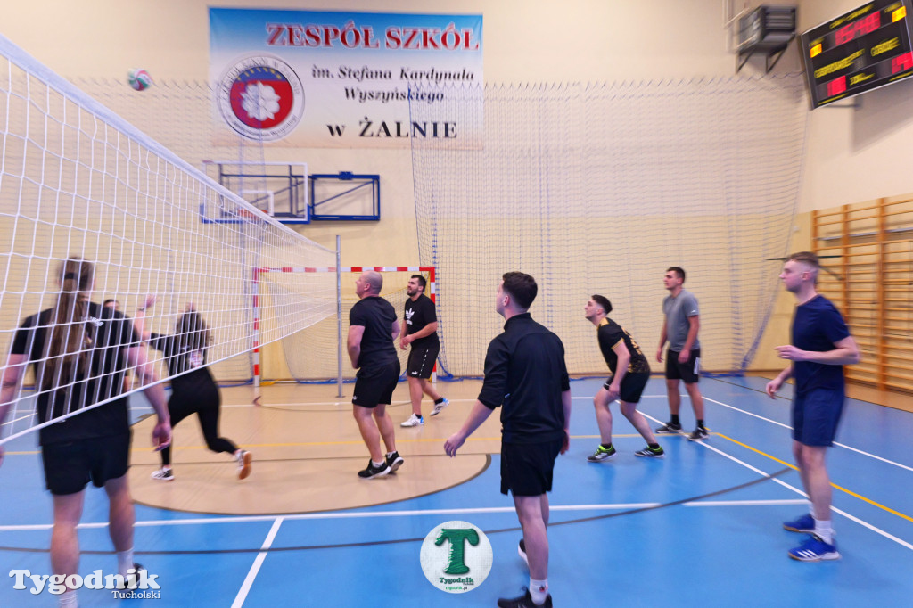 Siatkówka w SP Żalno na WOŚP