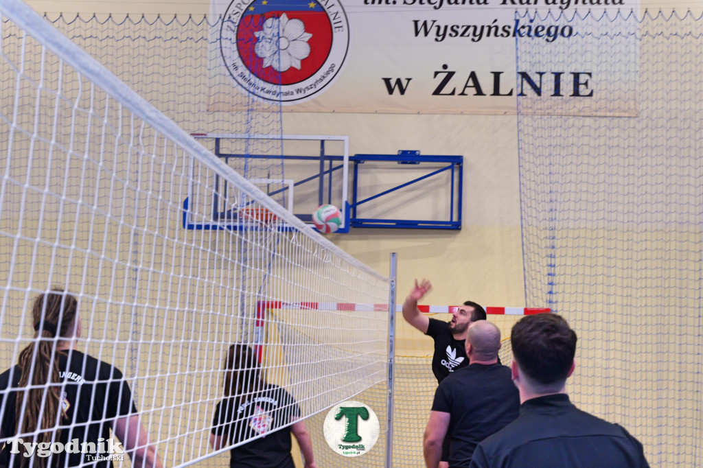 Siatkówka w SP Żalno na WOŚP