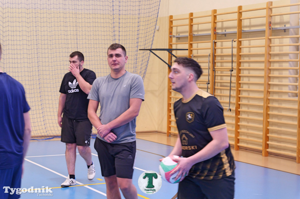 Siatkówka w SP Żalno na WOŚP