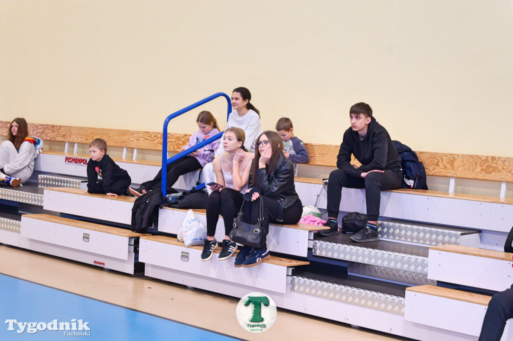 Siatkówka w SP Żalno na WOŚP