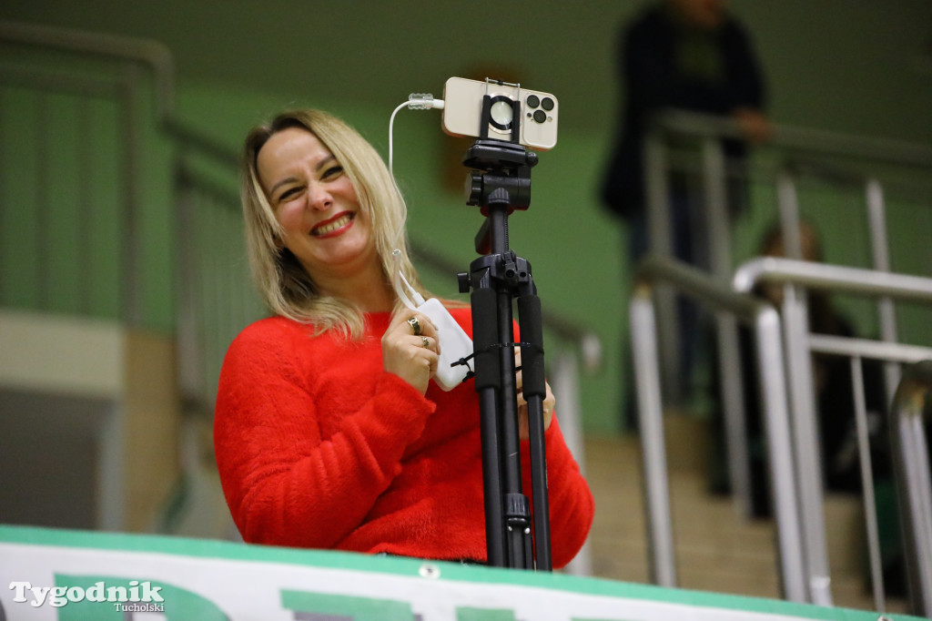 Siatkówka: młodziczki wygrały w Tucholi turniej barażowy