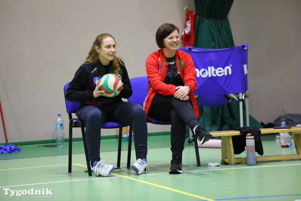 Siatkówka: młodziczki wygrały w Tucholi turniej barażowy