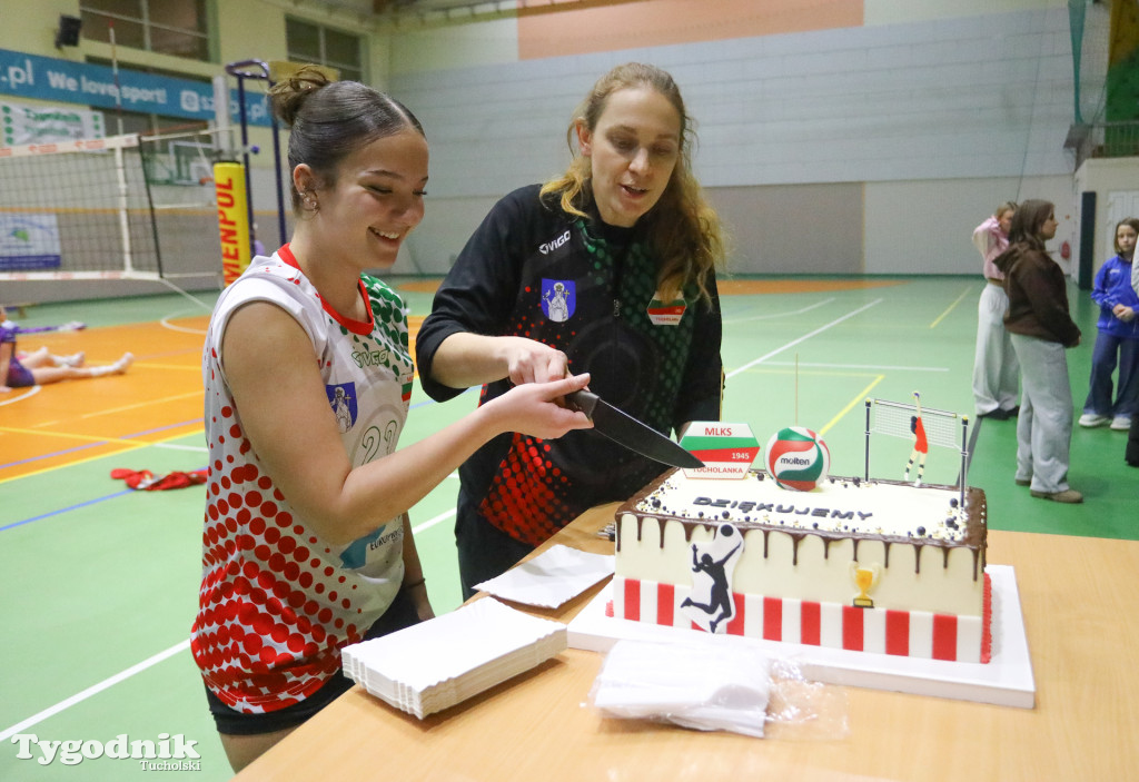 Siatkówka: młodziczki wygrały w Tucholi turniej barażowy