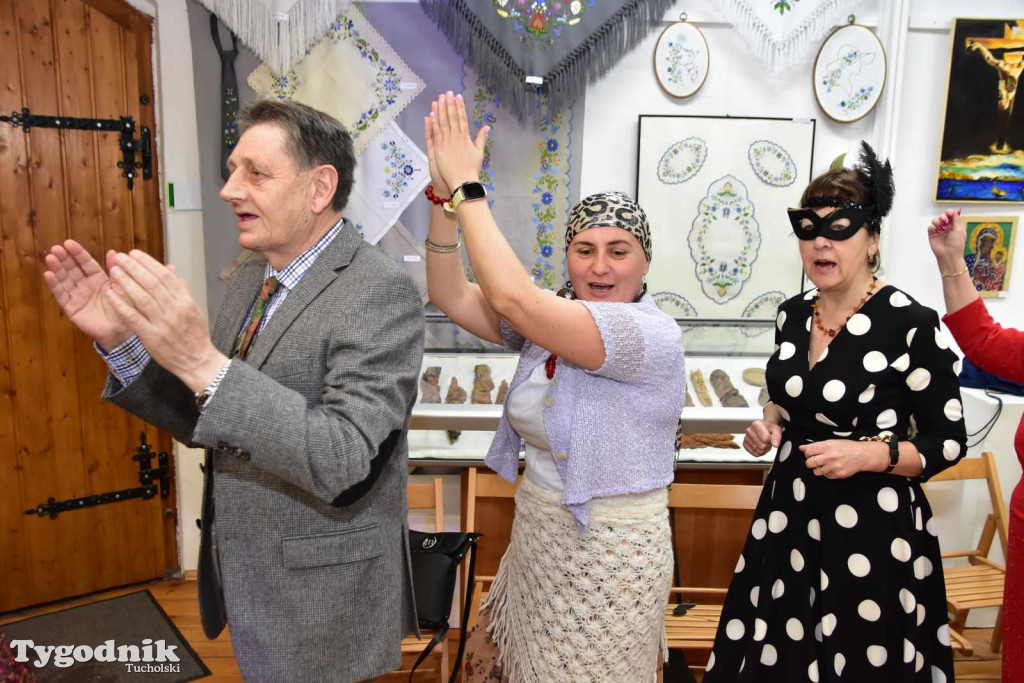 Maskenbal po raz kolejny zagościł w murach Muzeum Borów Tucholskich