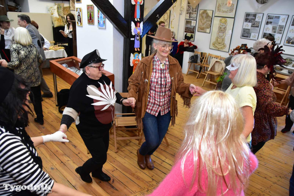 Maskenbal po raz kolejny zagościł w murach Muzeum Borów Tucholskich