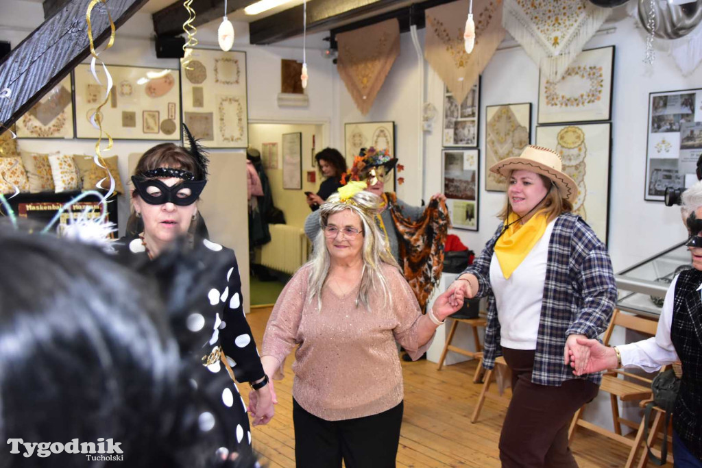 Maskenbal po raz kolejny zagościł w murach Muzeum Borów Tucholskich