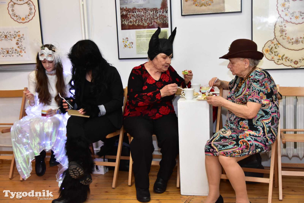 Maskenbal po raz kolejny zagościł w murach Muzeum Borów Tucholskich
