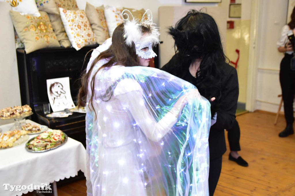 Maskenbal po raz kolejny zagościł w murach Muzeum Borów Tucholskich