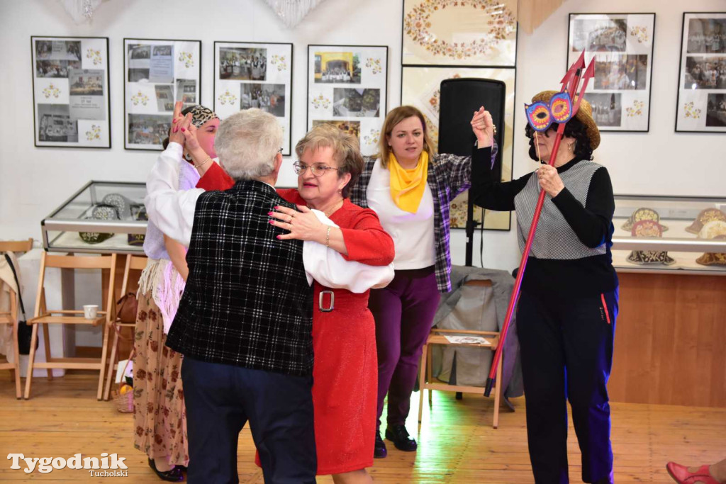 Maskenbal po raz kolejny zagościł w murach Muzeum Borów Tucholskich